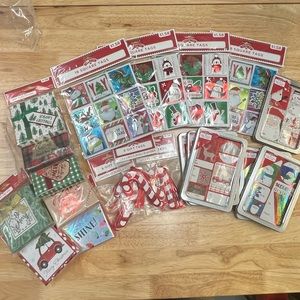 #1218 Christmas Bundle ~ 20 Items ~ NEW Card Holder Bags & Boxes, Presents Tags